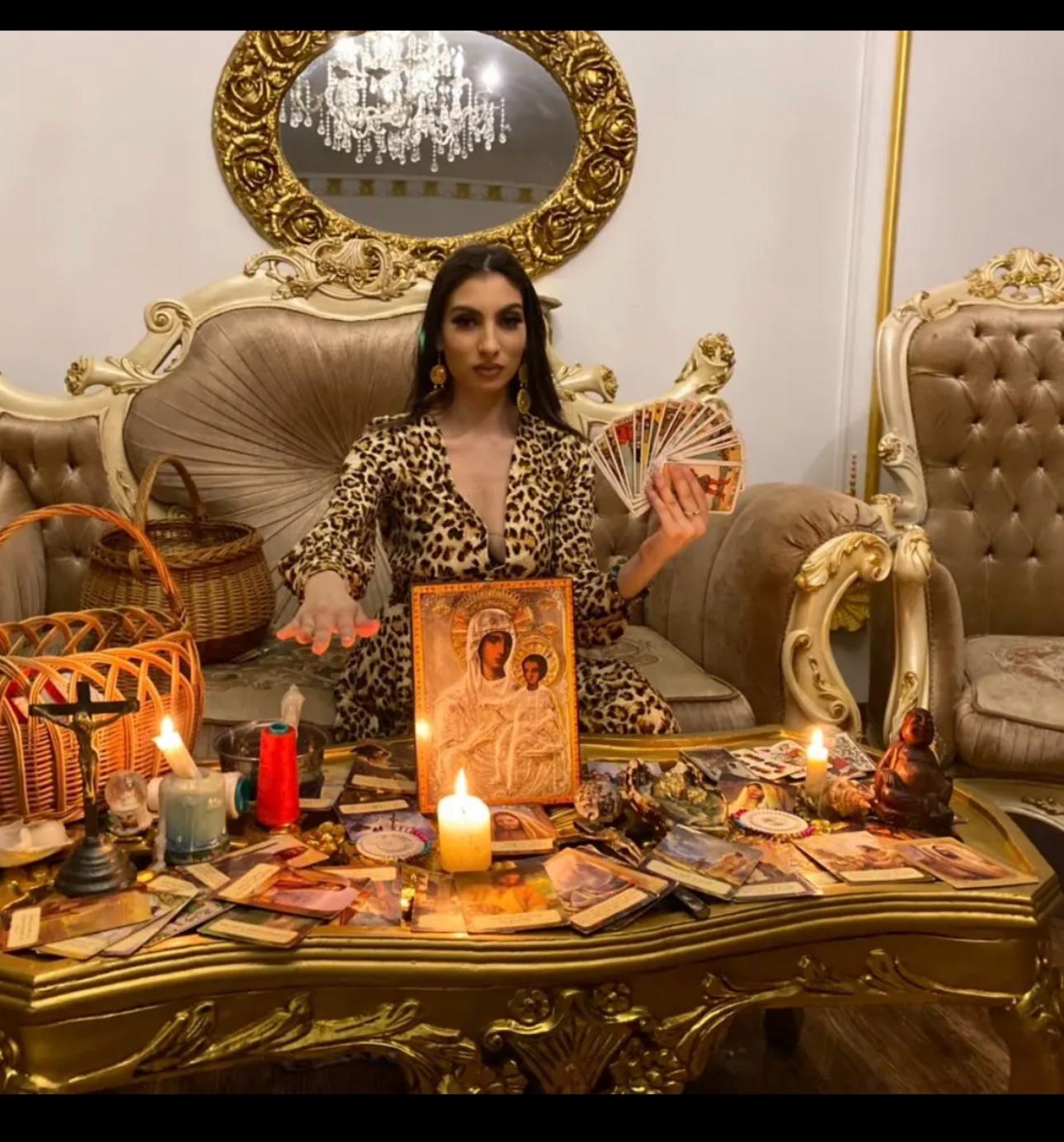 Prezicatoarea Andreea — dezlegări de farmece